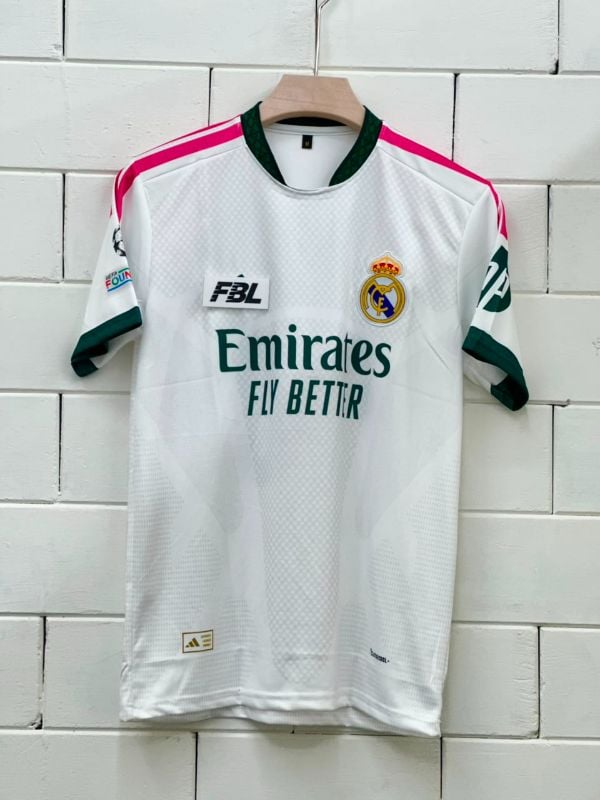 MASTER COPY EMBROIDERY REAL MADRID HOME 26-27 KIT
 PLAYER-MBAPPE🔟✨