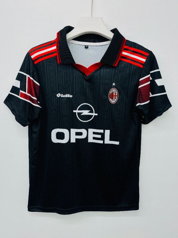 ACMILAN AWAY
KAKA2⃣2⃣