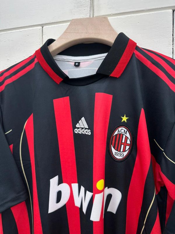 AC MILAN COLLAR EMBROIDERY 
PLAYER- KAKA✨