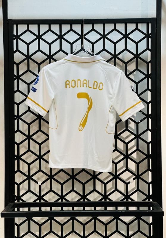 REAL HOME KIT FIVESLEEV
RONALDO7️⃣✨
