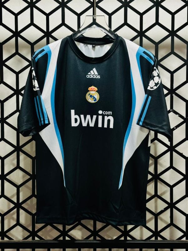 REAL SPECIAL KIT
PLAYER-CR7✨