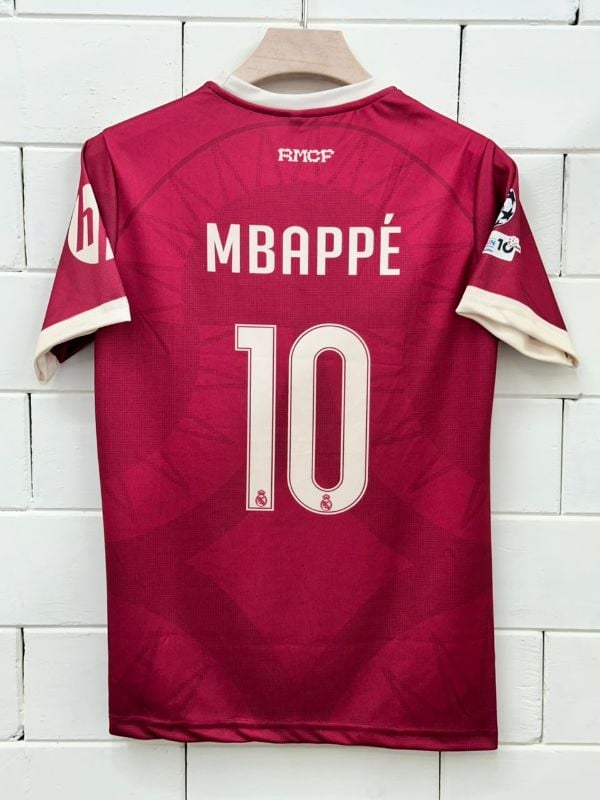 REAL MADRID THIRD KIT EMBROIDERY 2026-27 ✨
PLAYER-  MBAPPE 10🌟