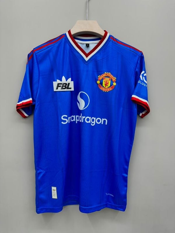 UNITED AWAY 26-27 KIT 🌟 
MAINOO 37✨