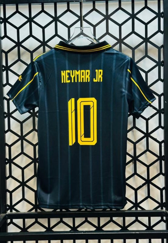 SANTOS CHARLIE KIT
NEYMAR 1️⃣1️⃣✨