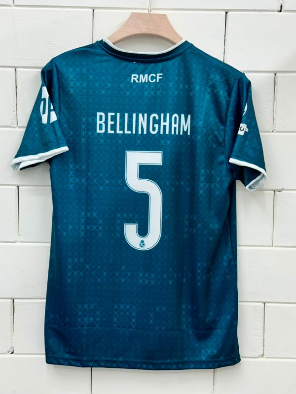 REAL AWAY  2026-27 KIT
PLAYER- BELLINGHAM