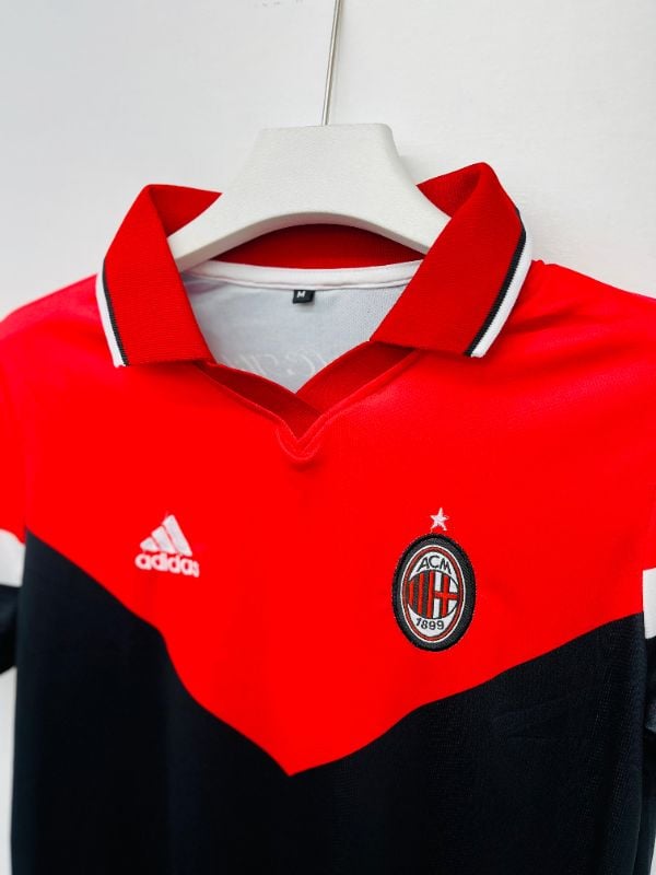 AC MILAN AWAY
RONALDINHO 8⃣0⃣