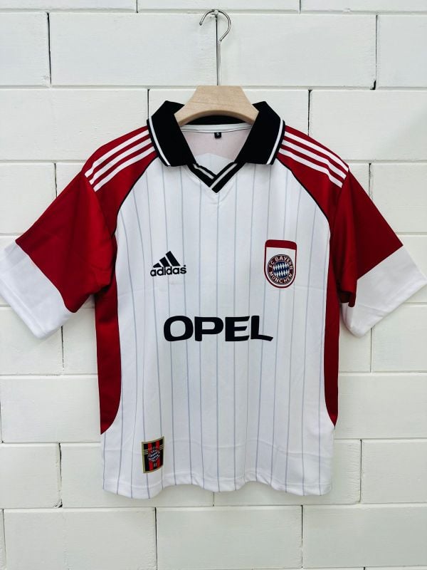 Bayern Munich Home Football Jersey – Matthäus 1️⃣0️⃣