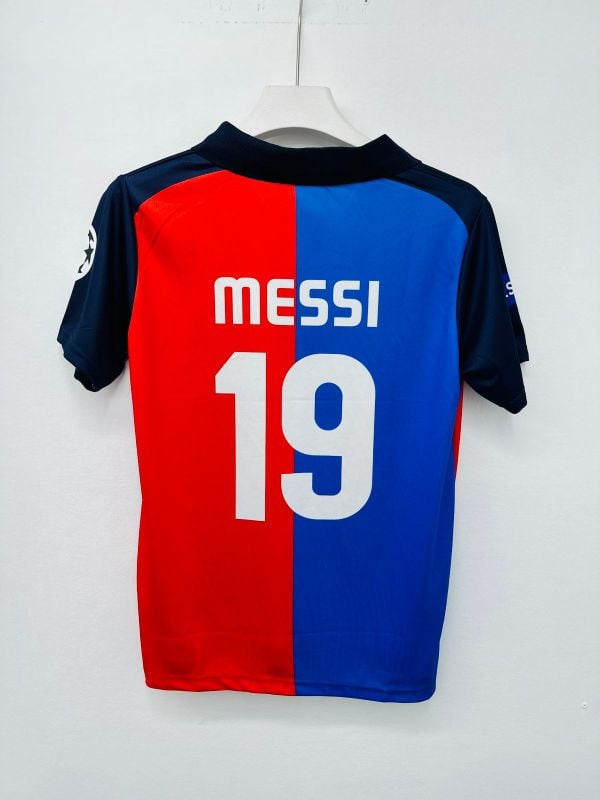BARCELONAHOME
MESSI 1⃣9⃣
