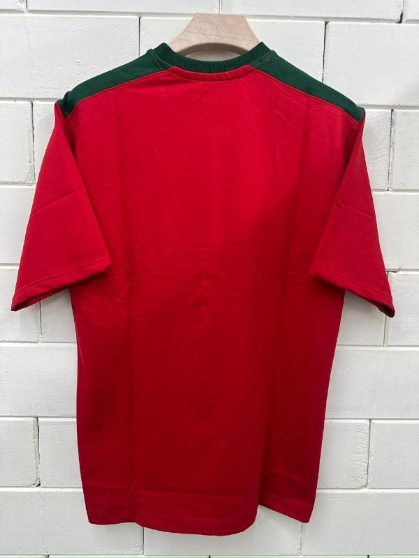 PORTUGAL VINTAGE TSHIRT
EMBROIDERY STYLE