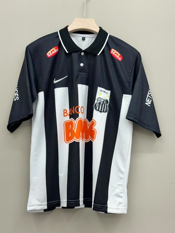 COLLAR BUTTON FIVE SLEEVE EMBROIDERY 🪡 SANTOS FC RETRO KIT ⚡
NEYMAR 11💫
