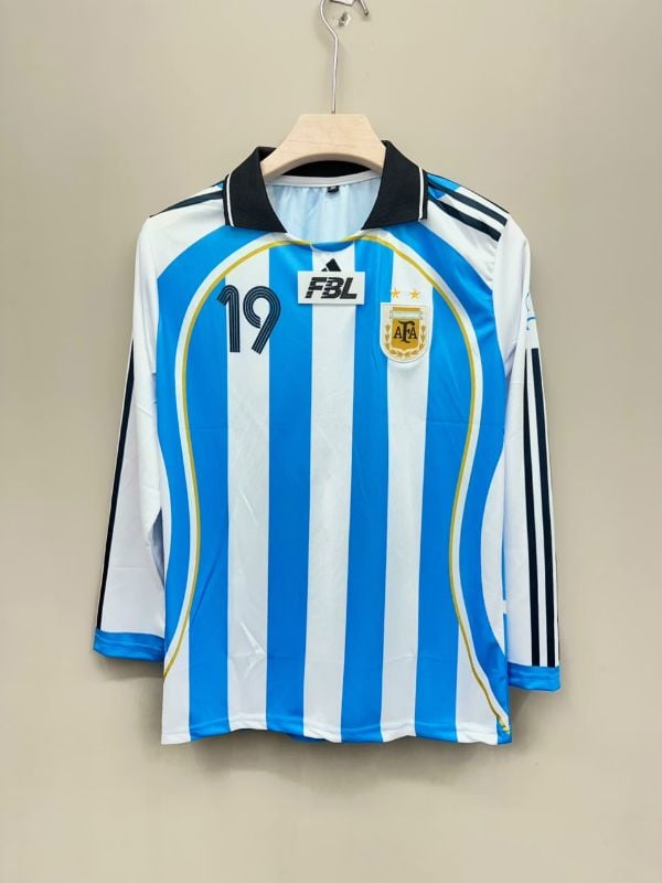 ARGENTINA HOME MESSI 19  RETRO KIT 🌟 
MESSI 19⚡