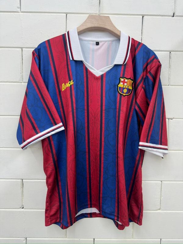COLLAR EMBROIDERY FIVESLEEV
BARCA SPECIAL KIT
PLAYER- CRUYFF9️⃣✨