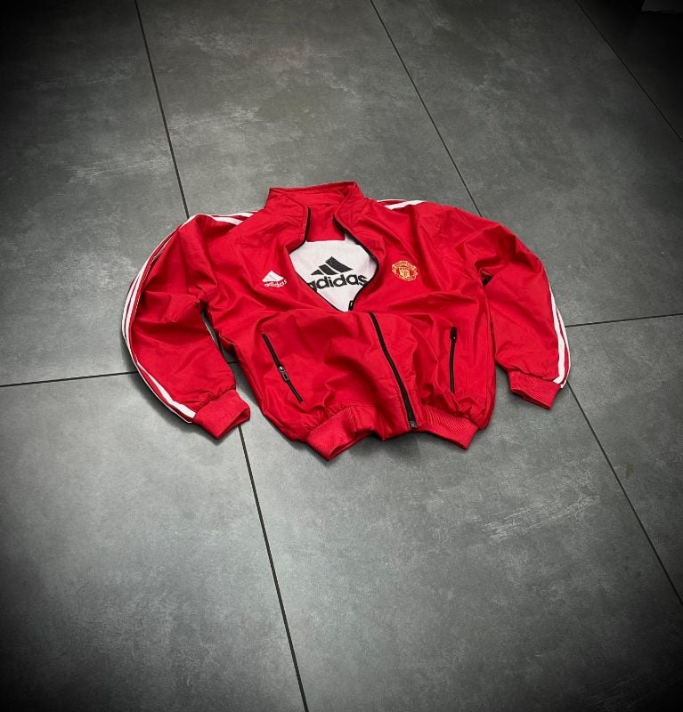 UNITED RED