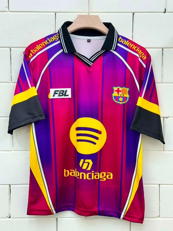 BARCA*BALENCIAGO KIT
MESSI🔟✨