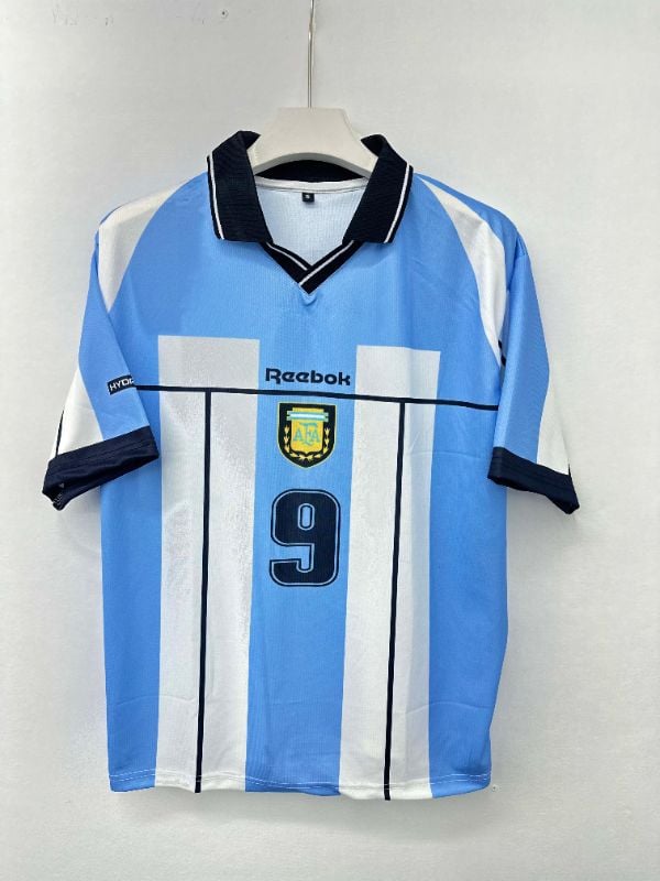 ARGENTINA  HOME KIT BATISTUTA 9