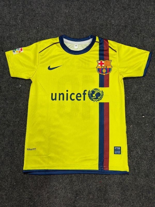 BARCA AWAY RETRO KIT 26BARCA AWAY RETRO KIT 26 
MESSI🔟✨