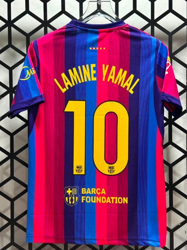 BARCA HOME EMBROIDERY 2026-27 
PLAYER- L-YAMAL 🔟✨