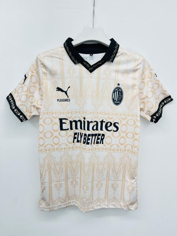AC MILAN SPECIAL KIT
MALDINI3⃣✨