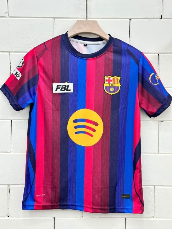 BARCELONA 1ST 2026-27 KIT🌟
PLAYER-  RODRIGO 16  ✨