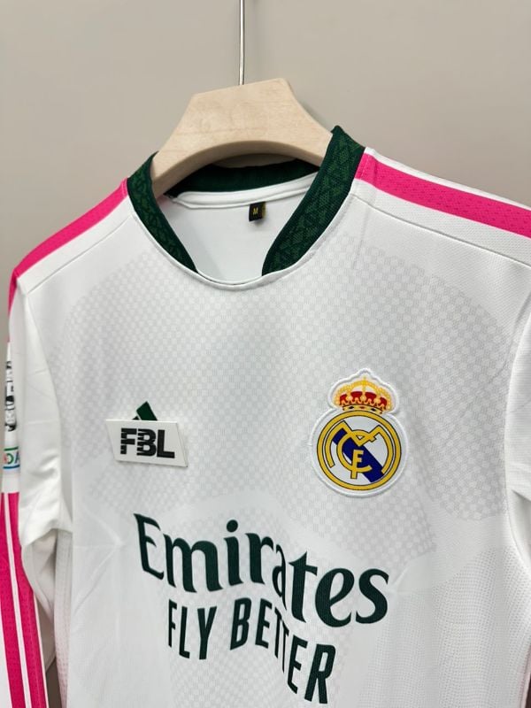 MASTER COPY REAL MADRID HOME 26-27 KIT 💫
CUCURELLA17🌟