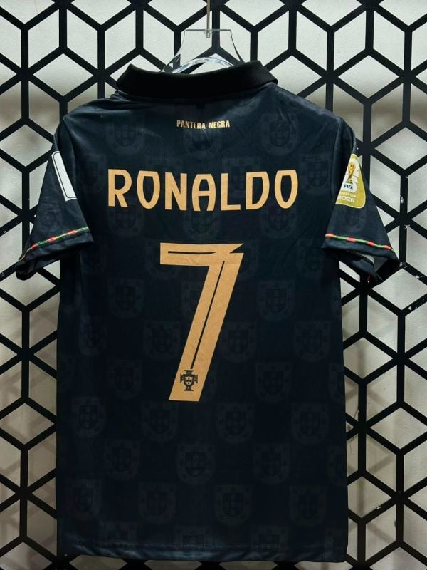 PORTUGAL SPECIAL KIT
PLAYER-CR7