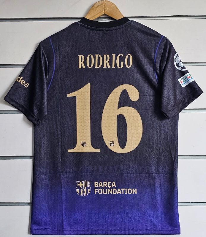 BARCELONA AWAY
 MASTER COPY 💥  2026-27 KIT
PLAYER-  RODRIGO  16 ✨
