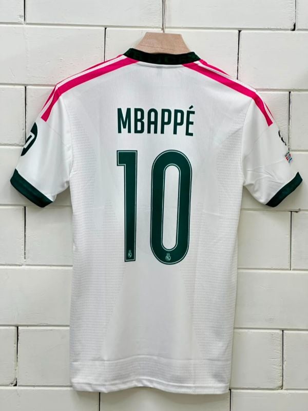 MASTER COPY EMBROIDERY REAL MADRID HOME 26-27 KIT
 PLAYER-MBAPPE🔟✨