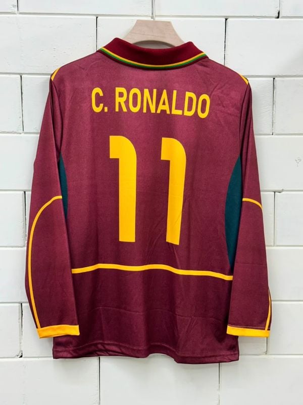 PORTUGAL RETRO KIT💫
PLAYER- RONALDO 11⚡