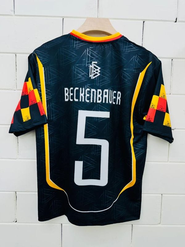 GERMANYSPECIAL KIT
PLAYER-BECKENBAUER✨