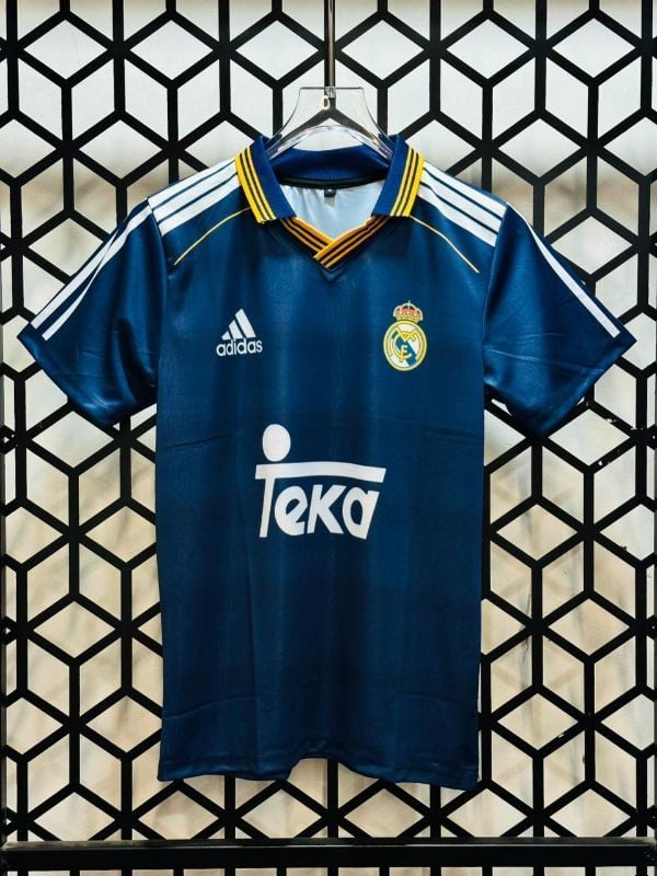 REAL AWAY 98S KIT
R-CARLOS3⃣✨️