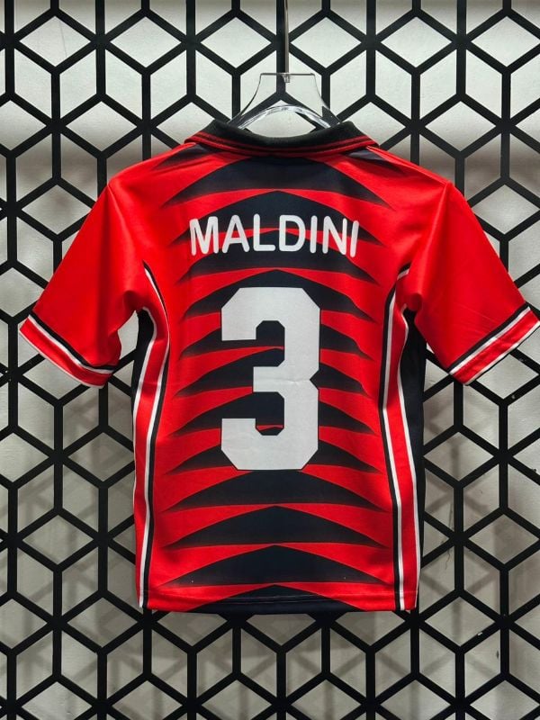 AC MILAN FIVESLEEV
MALDINI3️⃣✨