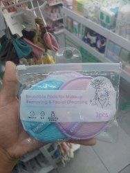 Spons pembersih wajah dan riasan make-up pakai ulang
