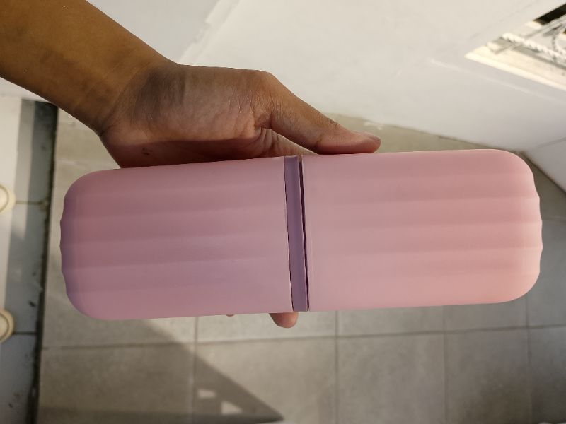 Tempat Sikat Gigi Travel dengan Penutup(520mL/Pink)