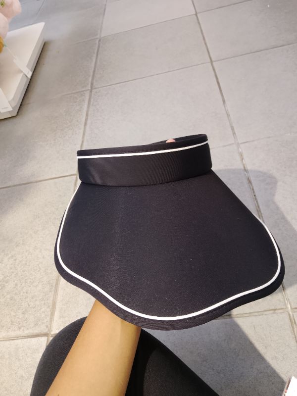 Topi Penghalang Sinar Matahari - Hitam