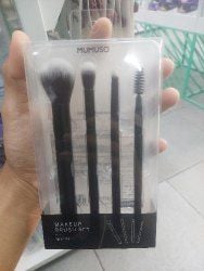 Set Kuas Make Up Rias (4 Pcs)