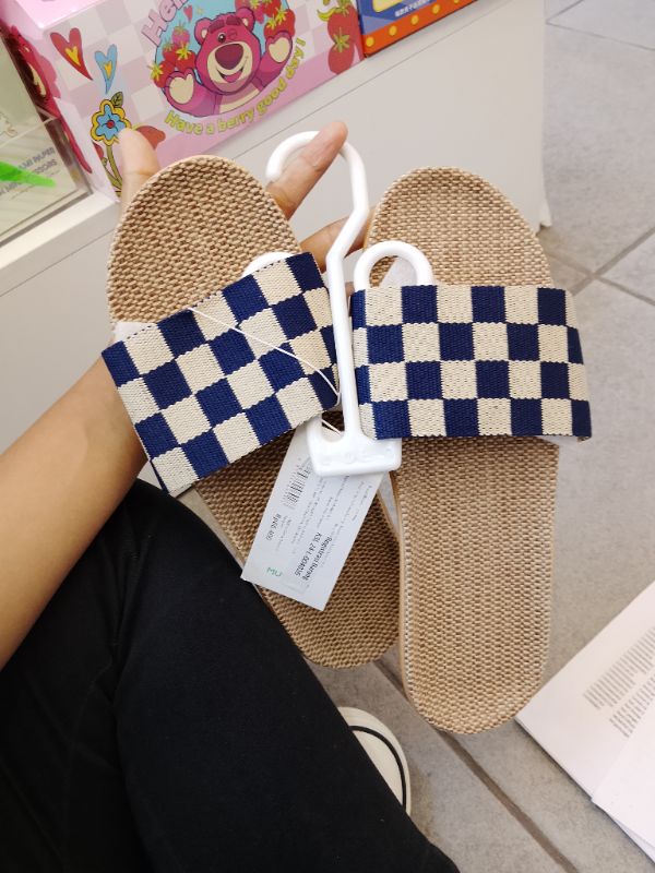 Sandal Selop Motif Kotak Kotak - Navy 42/43