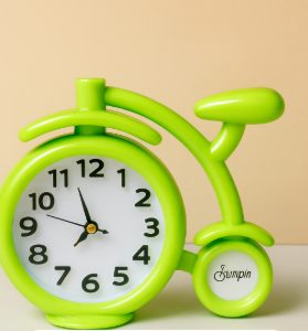 Green Bicycle-Shaped Table Clock