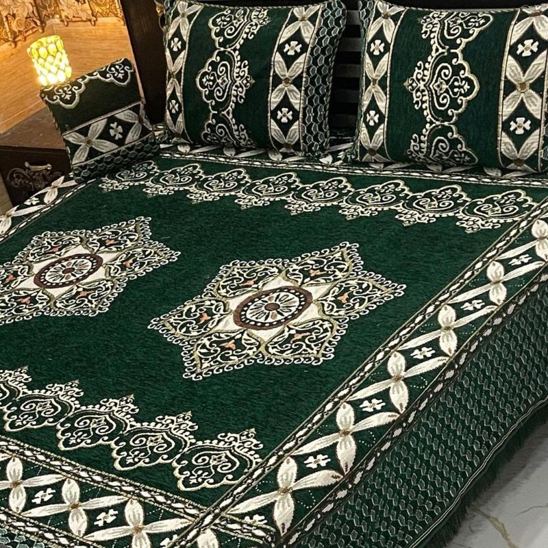 4 Pcs Velvet Jacquard Embroidered Double Bedsheet Color Green