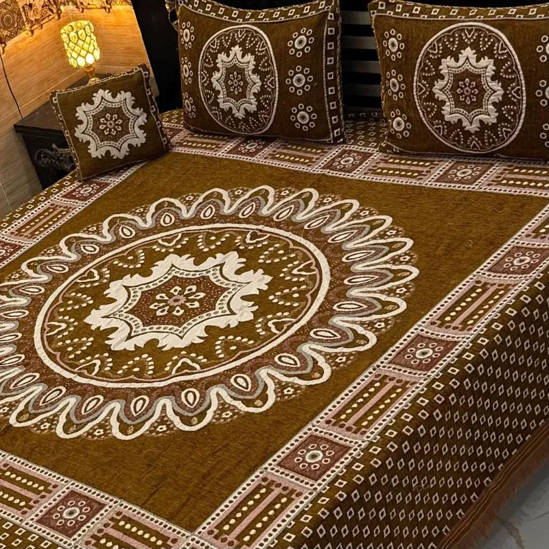 4 Pcs Velvet Jacquard Embroidered Double Bedsheet