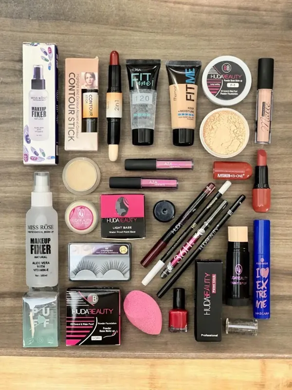 Ultimate Makeup Deal - 20 in 1 Comprehensive Beauty Set