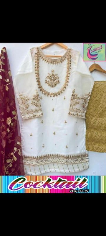3 Pcs Women's Stitched Organza Sheesha Work Suit