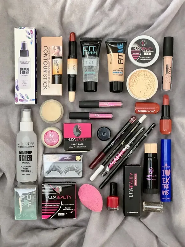 Ultimate Makeup Deal - 20 in 1 Comprehensive Beauty Set