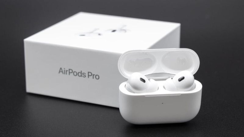 White Airpods with Long-Lasting Battery and Fast Charge - 1 Pcs