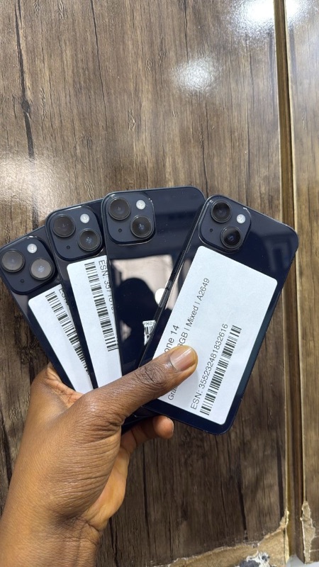 Physical Sim 14–128gb
98 — 100% Battery 🔋