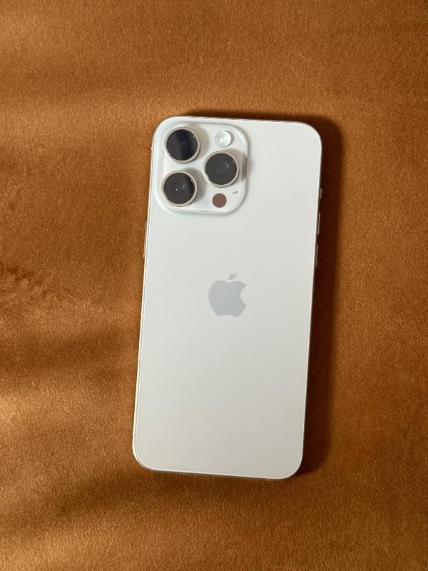 iPhone 15 Pro Max 512GB 
Physical + ESIM 
87