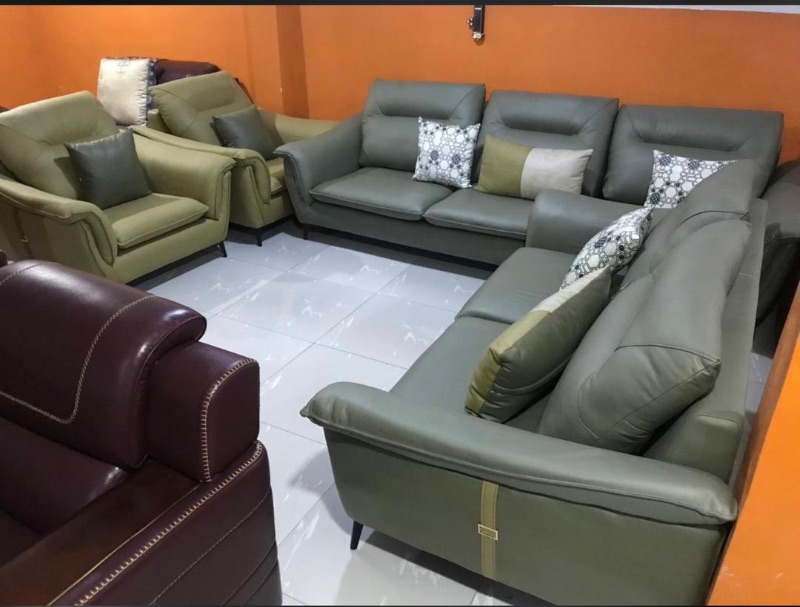 7 seater Contemporary Sofa set
1+1+2+3