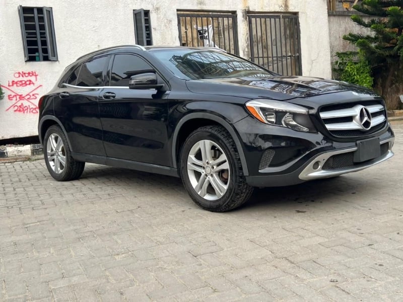 2016 GLA250