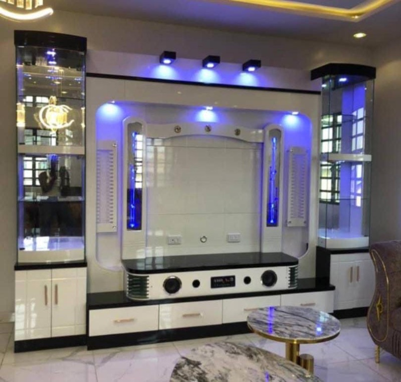 TV Cabinet with Music