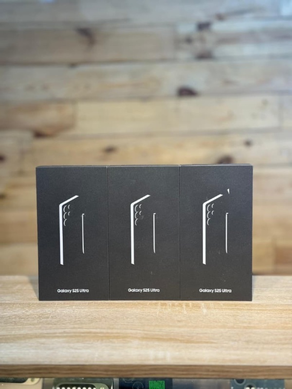 Brand New Samsung S25 Ultra 1TB (USA Region)