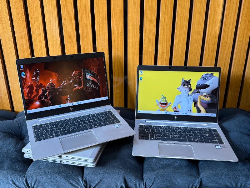 HP Elitebook 840 G6
14" FHD Touchscreen IPS Display 
Intel core i7-8th Gen 
16GB RAM / 512GB SSD
Face ID & Fingerprint scanner 
Backlit keyboard 
Laptop and Charger